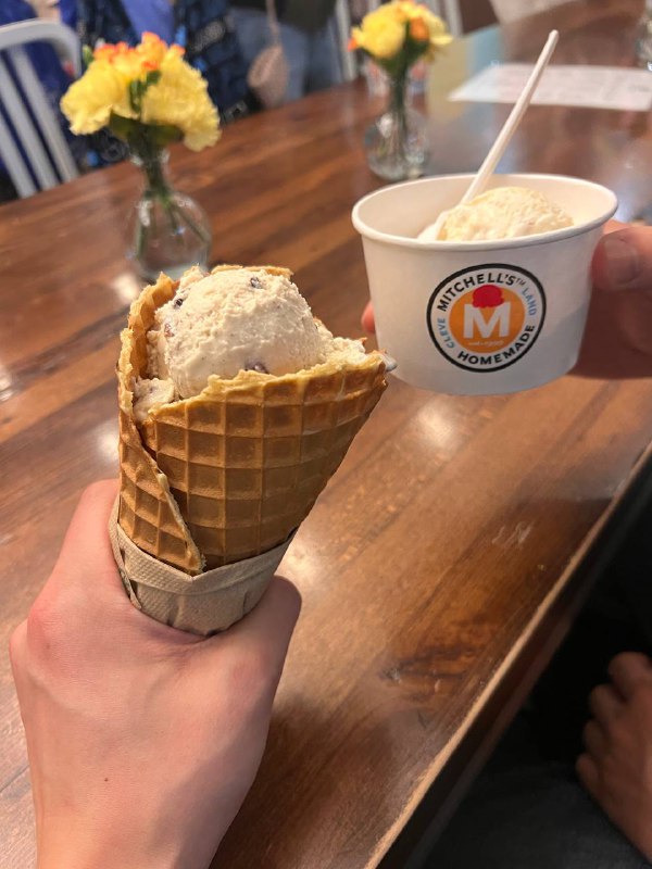 openhouse 保龄球娱乐活动结束后一起去吃冰淇淋，蛮开心的